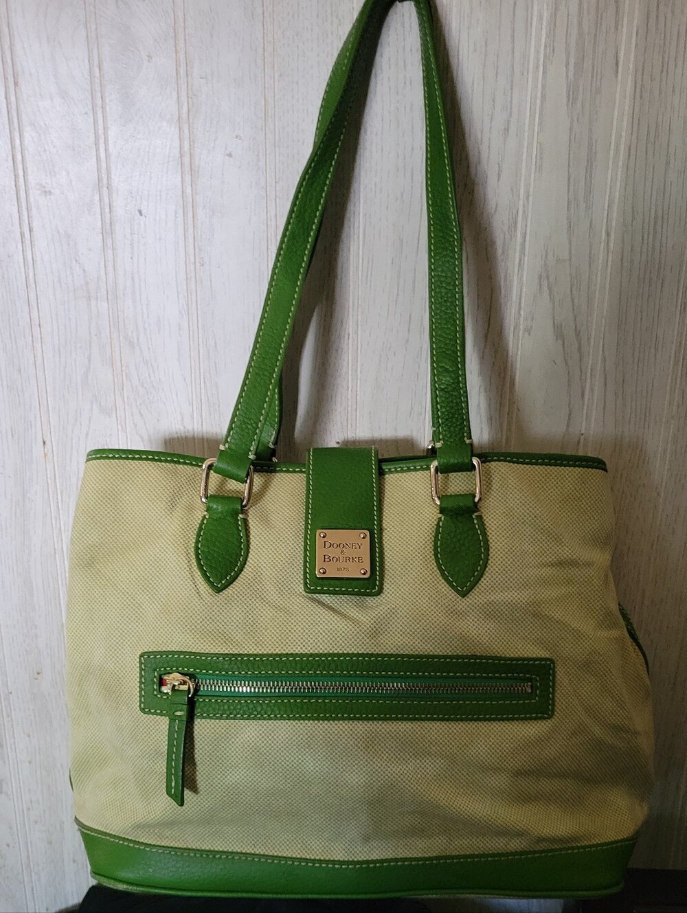 Dooney Bourke Women’s Green Leather Trim/ Canvas Shoulder Tote Bag